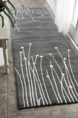 Alfombra Desire gris acolchada a mano 100 % lana suave. Foto 1 de 4