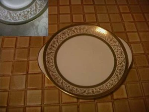 Minton Aragon - Cake / Sandwich Plate - Picture 1 of 1