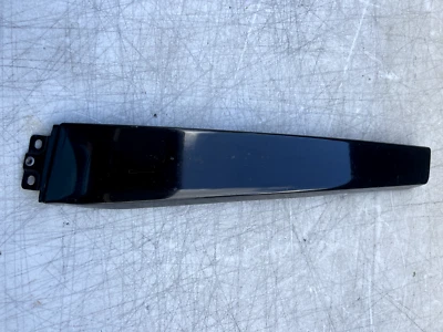 AUDI A6 1998 puerta delantera exterior pilar aplique moldura marco derecho OEM Foto 1 de 4