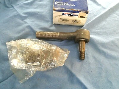 Extremidade de haste de amarração AutoDrive ES2913R Ford Econoline E150, Club Wagon appl 1988-91 - Imagem 1 de 4