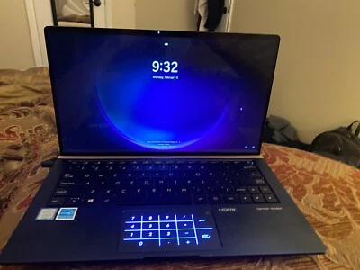 Molduras nano ultra finas edição assinatura Asus Zenbook ux333f - Imagem 1 de 4