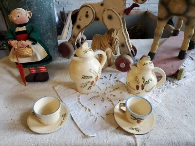 lot dinette ancienne faïence tasse etc... - Photo 1/4