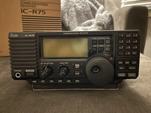 Icom IC-R75 Shortwave Amateur Radio Receiver - Zdjęcie 1 z 8