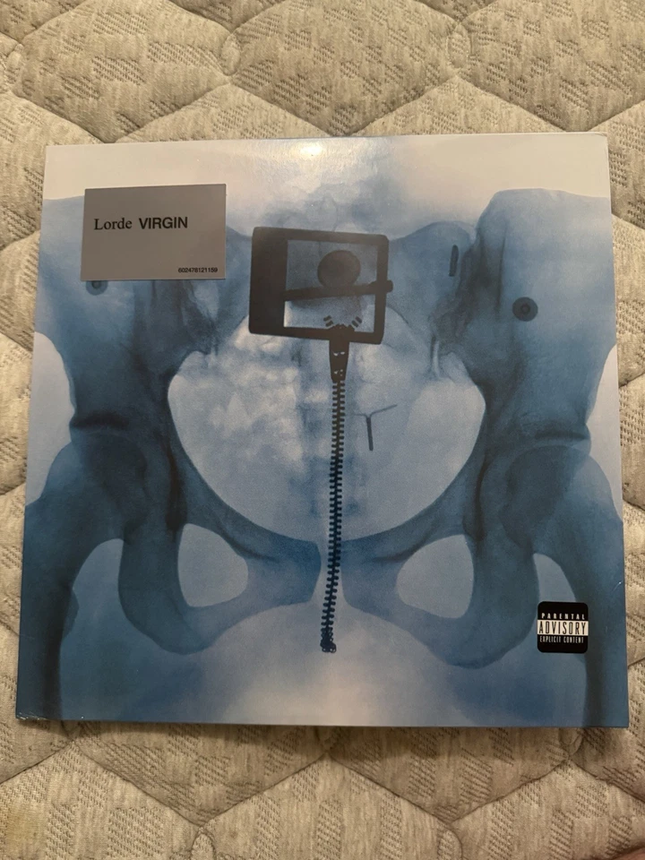 Lorde 'Virgin' Vinyl w/ Signed Insert — 第 1/2 张图片