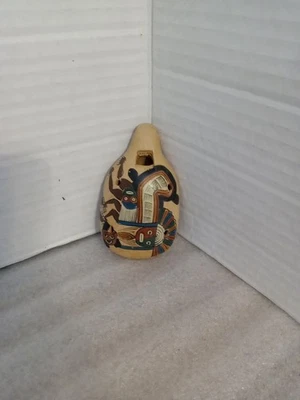 Silbato flauta de arcilla Ocarina hecho a mano pintado a mano Cusco Perú 6 agujeros Foto 1 de 4