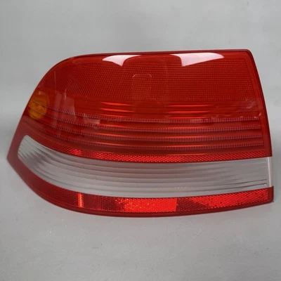 03-07 Saab 9-3 Sedán Luz Trasera Lente Lado del Conductor Izquierda Solo OEM Foto 1 de 4