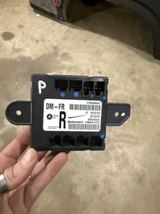 Front Right RH Door Module 2011-2012 Dodge Grand Caravan - Picture 1 of 1