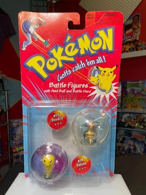 1999 Nintendo Hasbro Pokemon Battle Figures Kakuna Beedrill Package Damage TOMY - Image 1 of 4
