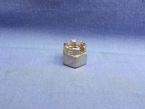 Honda 94011-14000-0S. Tuerca de castillo OEM. Se adapta a múltiples aplicaciones Honda. - Imagen 1 de 6
