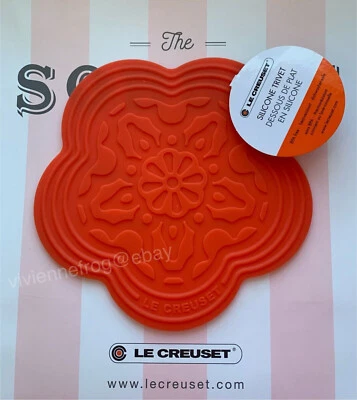 LE CREUSET PURPLE ORANGE GREEN COOL MINT SILICONE FLOWER TRIVET HOT PAD MAT NWT - Image 1 of 4