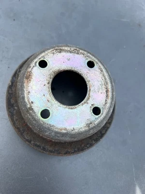 Bomba de agua polea Datsun 280zx OEM Nissan 240z 260z 280z Foto 1 de 2