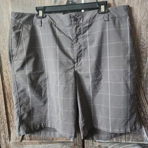 Under Armour Performance grau kariert Golf Athleisure Shorts Herren Größe 40R gebraucht, in einwandfreiem Zustand - Bild 1 von 11
