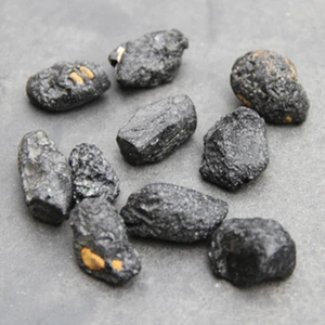 2-3 cm Meteorito Natural Negro Espacio Áspero Crudo Piedra Original Caliente - Imagen 1 de 6