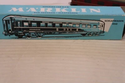 HO Scale Märklin, Passenger Sleeping Car, DSG, #33271 - 4064 Red, Vintage - Image 1 of 3