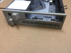 ARCHIVE viper 150MB 1/4" Tape Drive 2150S,LR56637, Beige Bezel,Test-PASS - Afbeelding 1 van 12