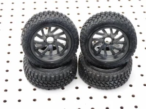 Llantas y neumáticos Fury CEN Ford F250 Custom Lift Gunmetal KG1 forjados Vile CD0651 - Imagen 1 de 4