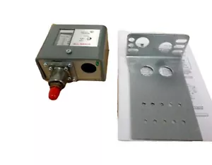 Johnson Controls P170DA-1C 1/4" Male Flared High Pressure Cutout Control 50/500 - Picture 1 of 4