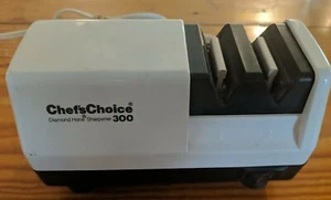 Chef Choice Diamond Hone Electric Knife Sharpener Mod. Professional 300 Made USA - Picture 1 of 2