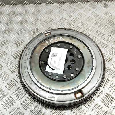VOLVO XC40 B4 Automatische Schwungradscheibe 32249431 2.0 Hybrid 2022 23516957 - Bild 1 von 4