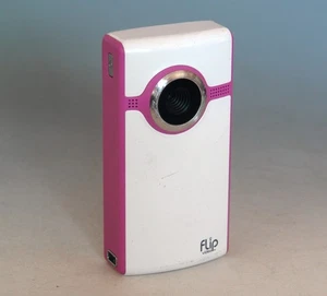 Cisco Flip Ultra U1120 4GB 2 Hours Video Camera (2nd Generation) - Magenta #1784 - Picture 1 of 6