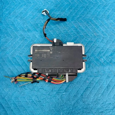 Оригинальный модуль управления освещением ниши для ног 2012–2017 BMW 650i FRM III 61359273630 - Изображение 1 из 4