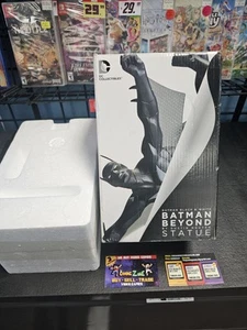 DC Collectibles Black and White Batman Beyond Statue Dustin Nguyen. *Check Pics* - Picture 1 of 16