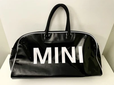 Bolsa de viagem BMW/MINI Cooper patente preta para academia interior cetim vermelho - Imagem 1 de 4