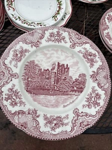 8 Dinner Plates 10" Johnson Brothers OLD BRITAIN CASTLES Blarney England - Picture 1 of 4