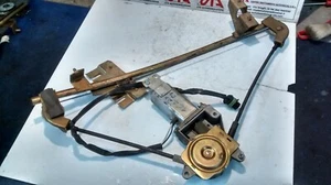 Alzavetro anteriore destro Alfa Romeo 164 super - Foto 1 di 7