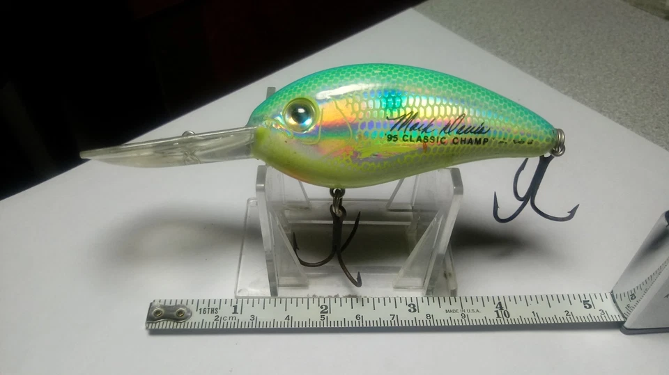 BOMBARDERO==RESISTENTE 2 FIRMA "SOMBRA LIBRE DE GRASA", CUERPO DE 3", 4 3/4" O.A. USADO, EXC. COND. Foto 1 de 4