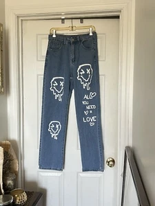 Cool Looking Straight Leg Style High Rise Denim Jeans - Size 5/6 - Picture 1 of 4
