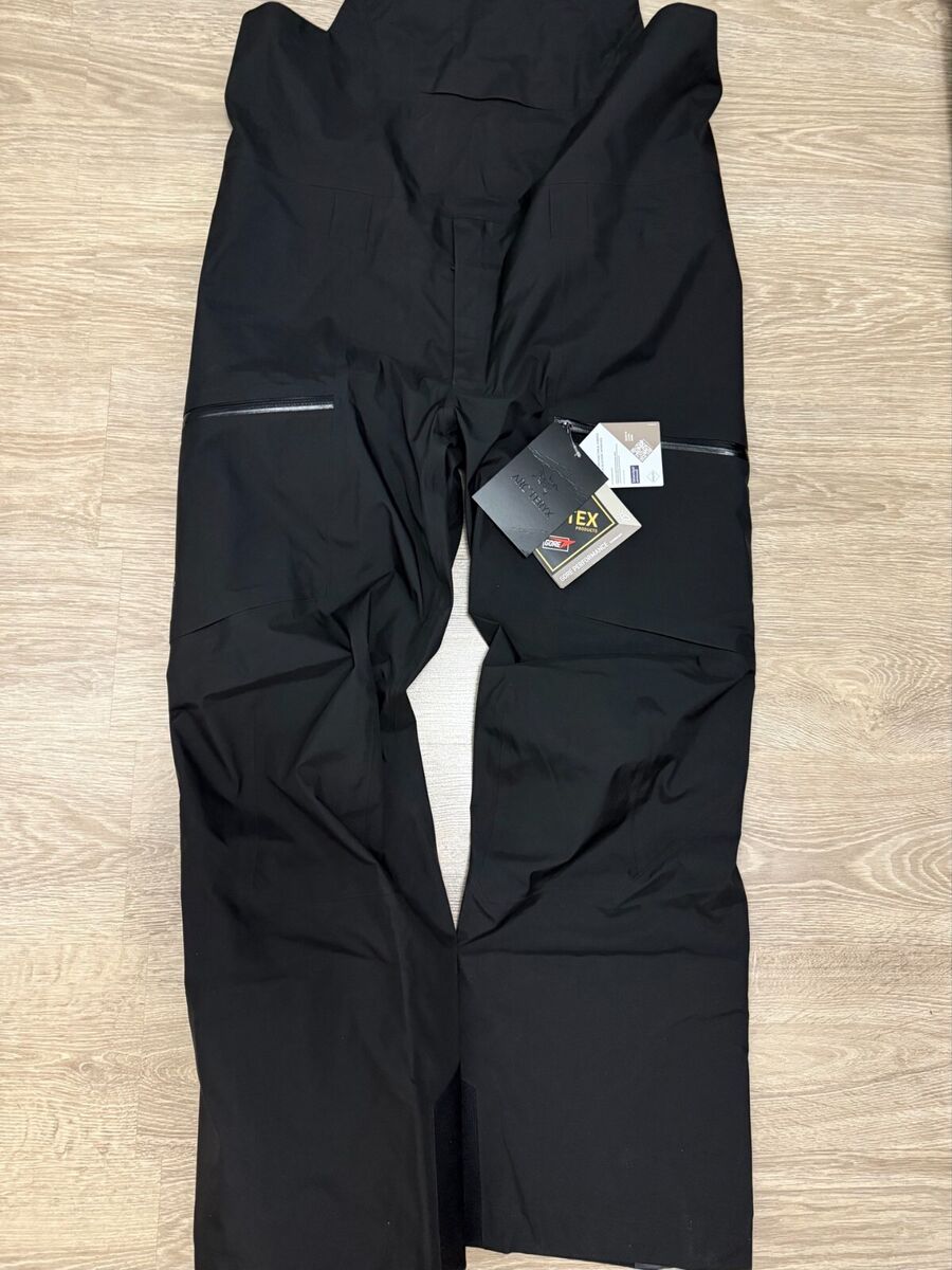 Arc'teryx Size XL Winter Sports Snow Pants & Bibs for sale Arc'teryx Size XL Winter Sports Snow Pants & Bibs for sale