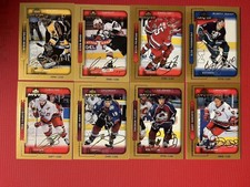 1999-00 Upper Deck MVP Gold Script Complete your set