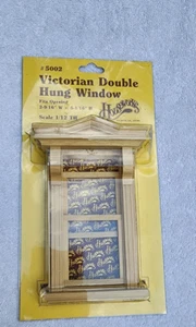 Houseworks Huung Victorian Window #5002 Puppenhaus Miniatur Vintage 1982 1:12 - Bild 1 von 4