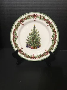 CHRISTOPHER RADKO "HOLIDAY CELEBRATIONS" 8 3/8" SALAD PLATE - EXCELLENT - Picture 1 of 3