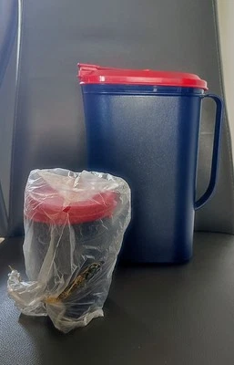 3 tlg.Set Goldquell Universal Kanne 1,9 L + 2 Becher Picknick/Camping Tupperware - Bild 1 von 4