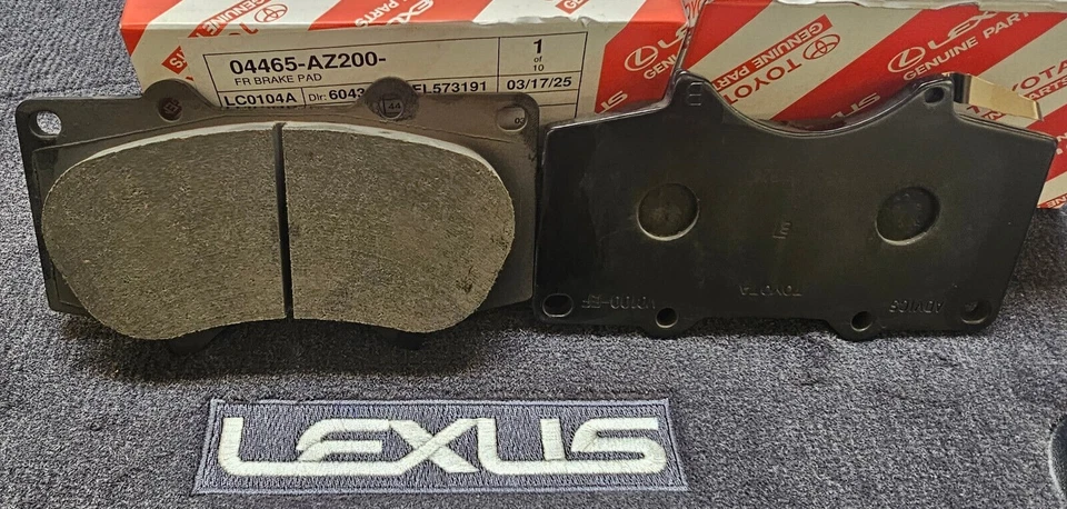 PASTILLAS DE FRENO DELANTERAS GENUINAS OEM LEXUS GX 470 03-22 460 NUEVAS 04465-AZ200 TACOMA 05-20 Foto 1 de 1
