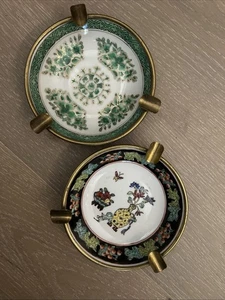 SET (2) Japanische Porzellan Ware Messing Umwickelt Aschenbecher 6" Hergestellt in Hongkong - Bild 1 von 17