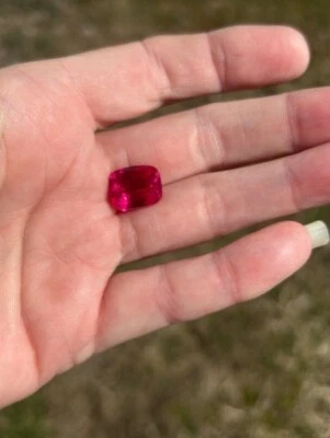 Natural certified Pink Ruby TCW 12.00 Cushion Gemstone - Image 1 of 4