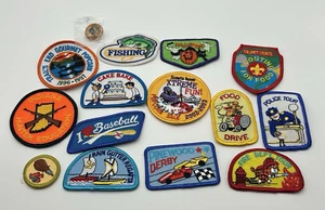 Lotto di 14 toppe Scout varie / mai state cucite su uniforme / pulite / - Foto 1 di 5