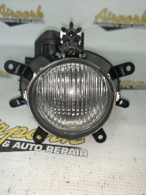 2005 BMW 325i FOG LIGHT OEM (USED) Foto 1 de 4