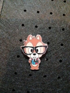 Disney Pin Nerds Rock! Collection (Full Body) - Chip - Picture 1 of 2
