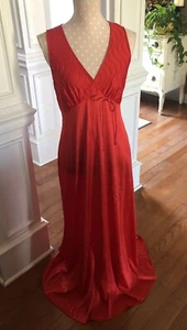 Vintage JC Penney Nightgown Sexy Red Lingerie V-Neck Bodice Women’s Small - Picture 1 of 9