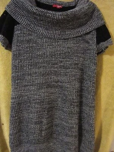 WOW! 1X SS Cowl Neck Variegated Gray/Black Sweater 40" Bust - So Chic! - Picture 1 of 3
