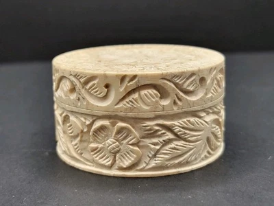 JOYERO PEQUEÑO DECORATIVO ÚNICO HECHO EN PIEDRA PRIMITIVA TALLADO A MANO Foto 1 de 4