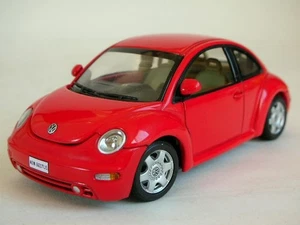 AutoArt 1/43 Volkswagen Beetle sedan die-cast model original packaging box red - Picture 1 of 3