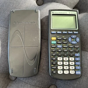 Texas Instruments TI-83 Plus graphischer Taschenrechner mit Deckel schwarz - funktioniert! - Bild 1 von 6