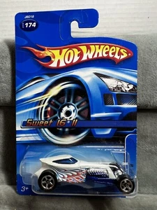 HOT WHEELS VHTF 2006 MAINLINE SERIES SWEET 16 II #174 - Picture 1 of 6
