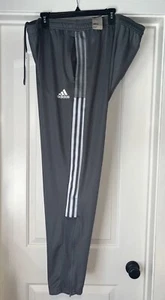 Pantalones de fútbol Adidas Tiro 21 grises cónicos GJ9868 4XL para hombre atléticos nuevos - Imagen 1 de 6