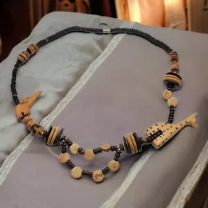 Vintage Wooden Hand Carved African Safari Animal Necklace - Picture 1 of 3